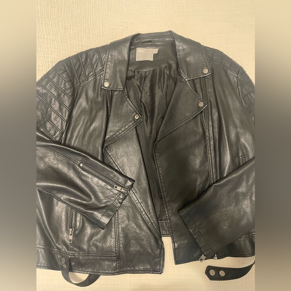 Leather moto jacket